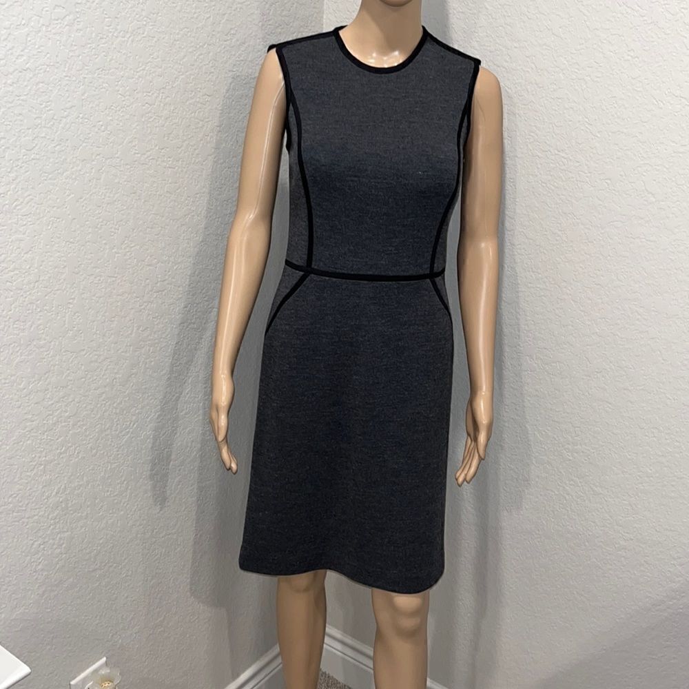 Tory Burch designer form fitting dress w/ black piping